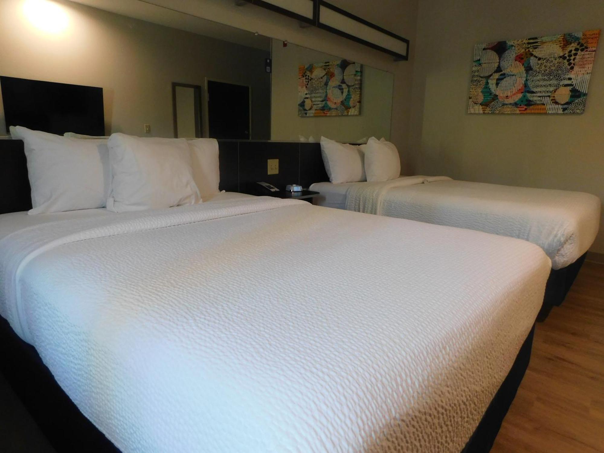 Microtel Inn & Suites By Wyndham Wheeling At The Highlands Triadelphia Luaran gambar