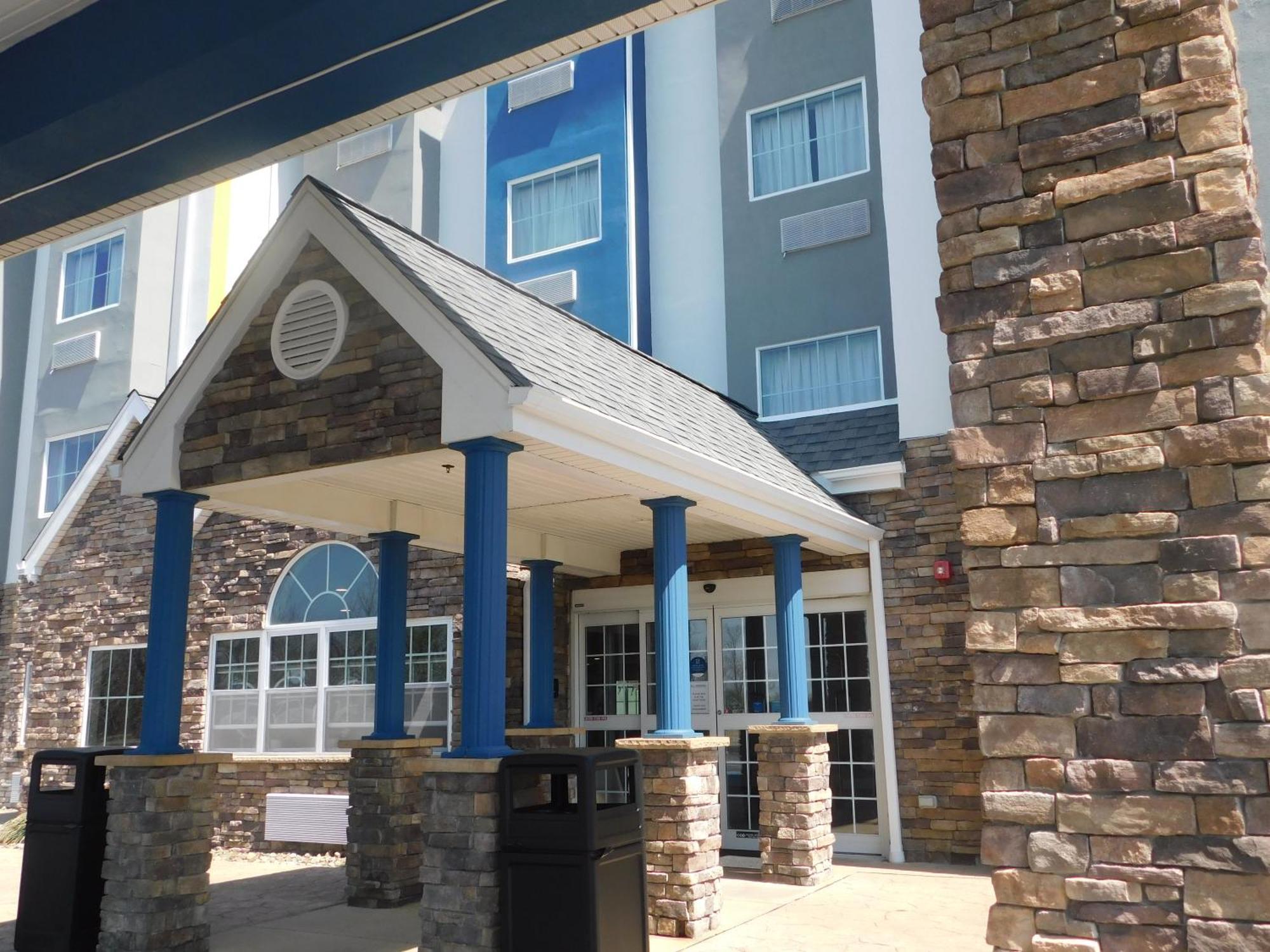 Microtel Inn & Suites By Wyndham Wheeling At The Highlands Triadelphia Luaran gambar