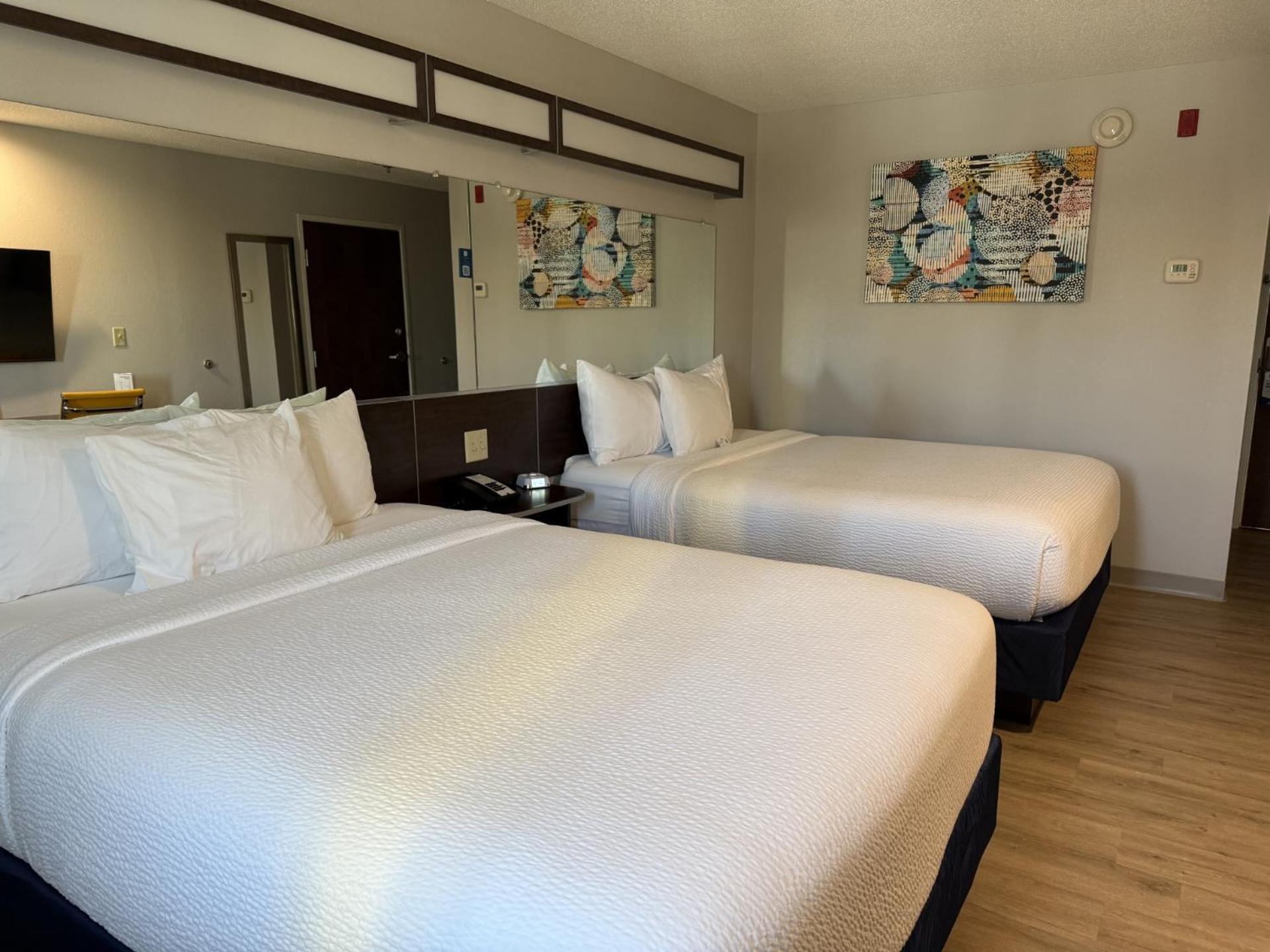 Microtel Inn & Suites By Wyndham Wheeling At The Highlands Triadelphia Luaran gambar